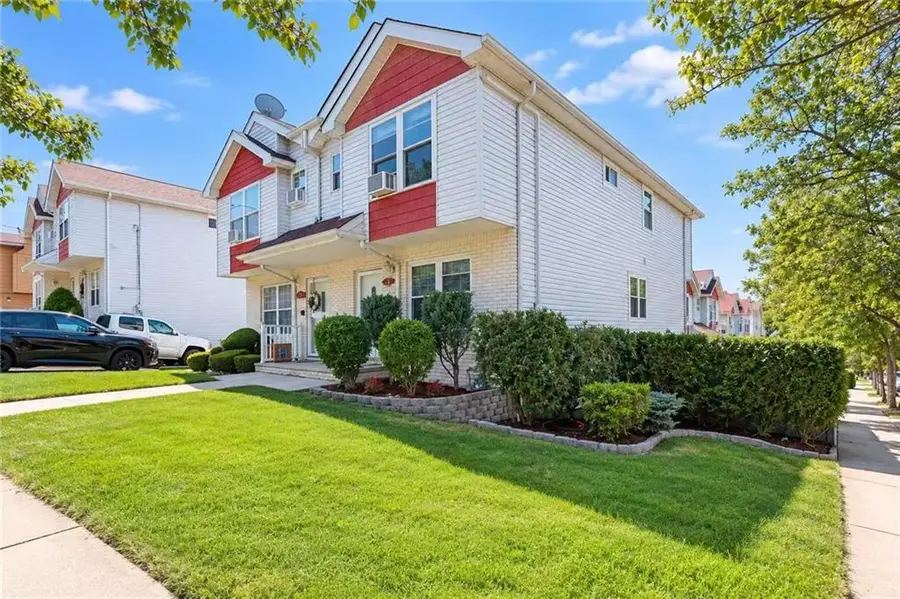 490 Collfield Avenue, Staten Island, NY 10314 - #2