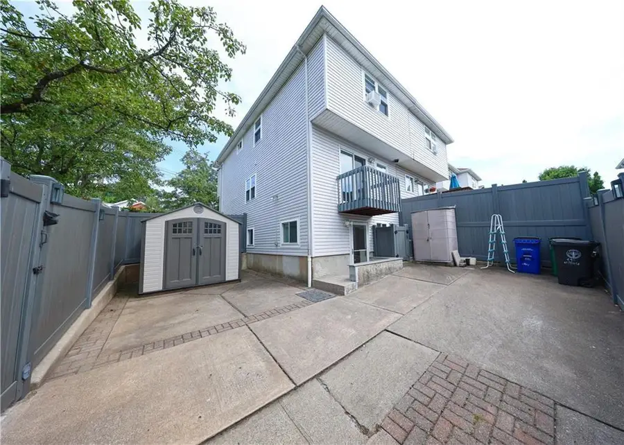 490 Collfield Avenue, Staten Island, NY 10314 - #3