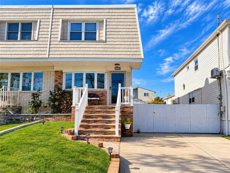 220 Fahy Avenue, Staten Island, NY 10314 - #2