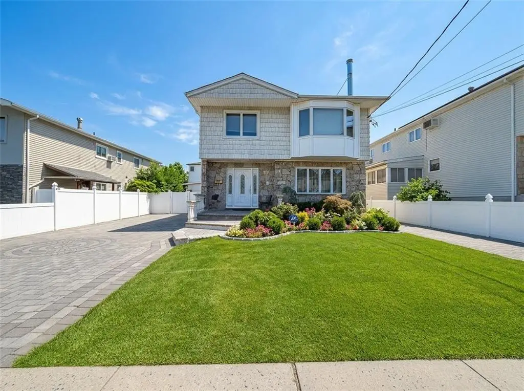 162 Stroud Avenue, Staten Island, NY 10312 - #1
