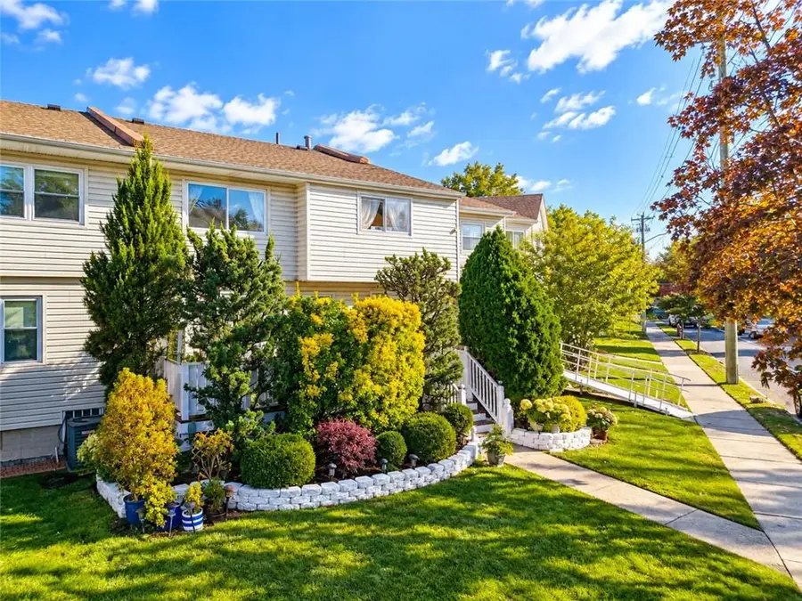 543 Willow Road #1, Staten Island, NY 10314 - #3
