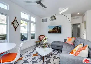 1001 Aloha Drive, Palm Springs, CA 92264