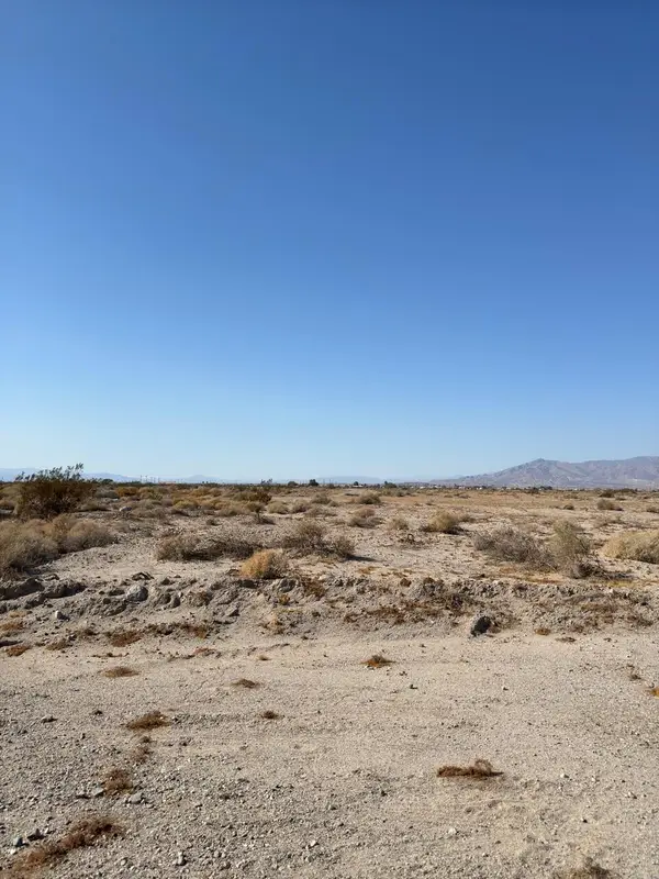 2625 Sea Manor Avenue, Thermal, CA 92274