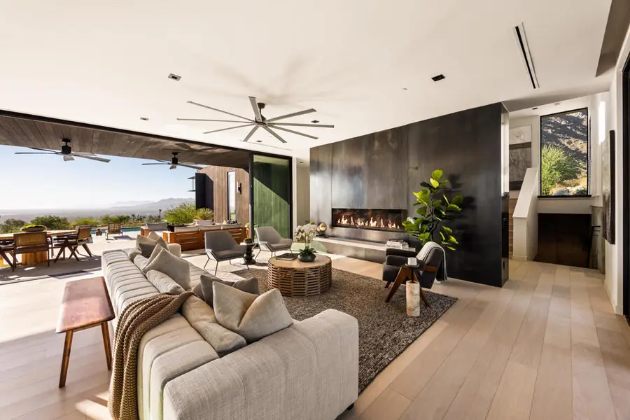 2085 Desert Flower Court, Palm Springs, CA 92262 - #2