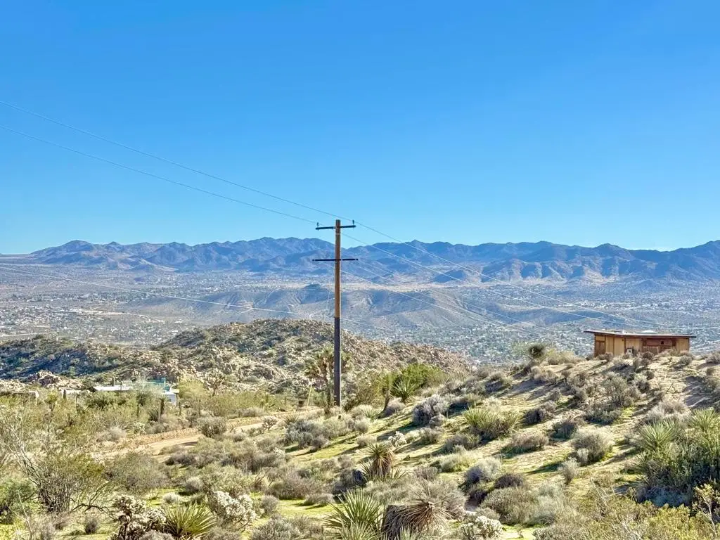 101 Nelson Road, Yucca Valley, CA 92284 - Image #1