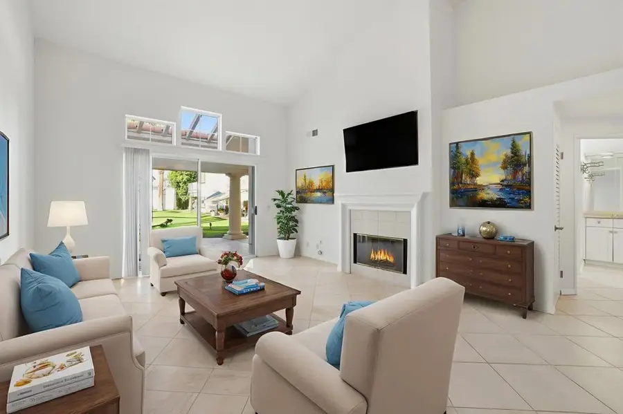 114 Desert Falls E Drive E, Palm Desert, CA 92211 - Image #2