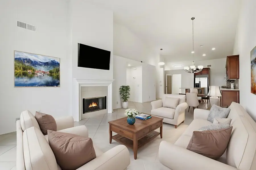 114 Desert Falls E Drive E, Palm Desert, CA 92211 - Image #3