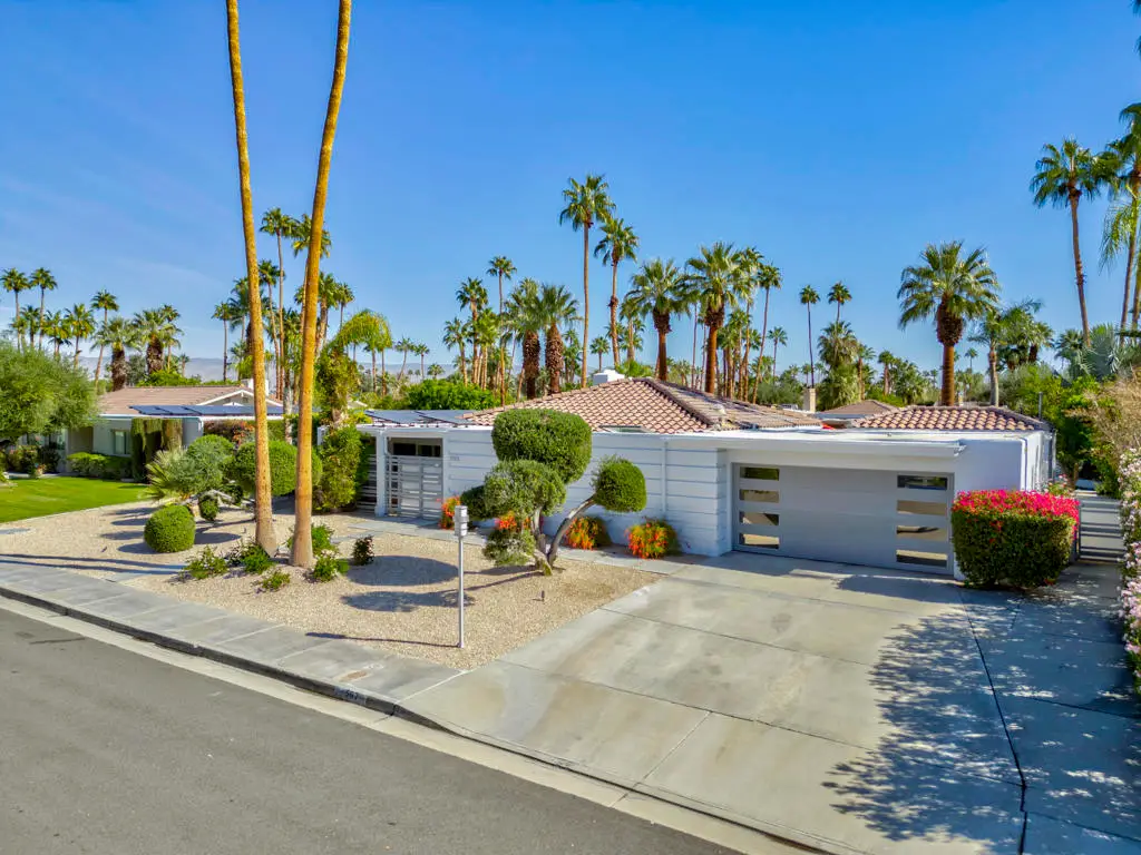562 N Saturmino Drive, Palm Springs, CA 92262 - Image #1