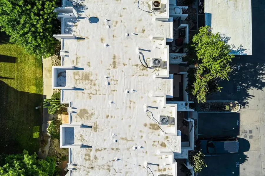 48724 Desert Flower Drive, Palm Desert, CA 92260 - Image #3