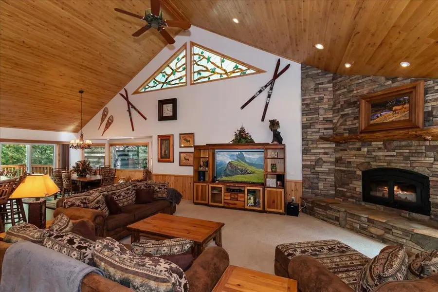 42046 Evergreen, Big Bear, CA 92315 - Image #2