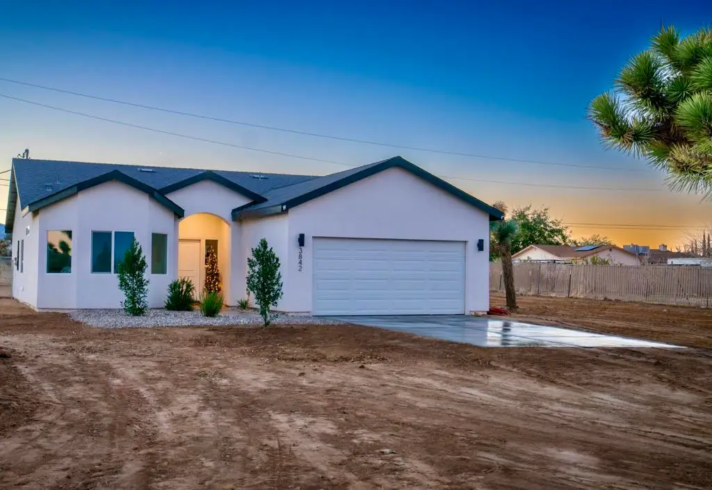 3842 Lennox Avenue, Yucca Valley, CA 92284 - Image #1