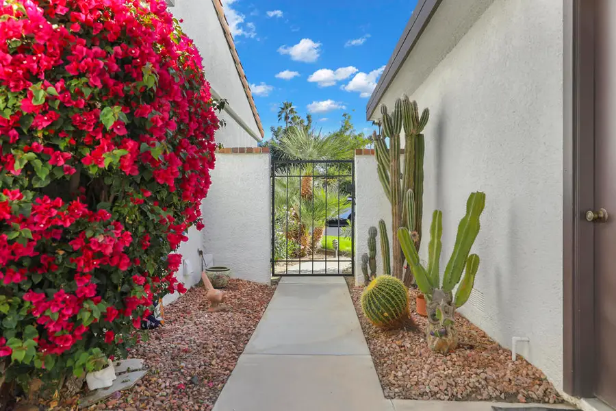 11 Juan Carlos Drive, Rancho Mirage, CA 92270 - Image #2