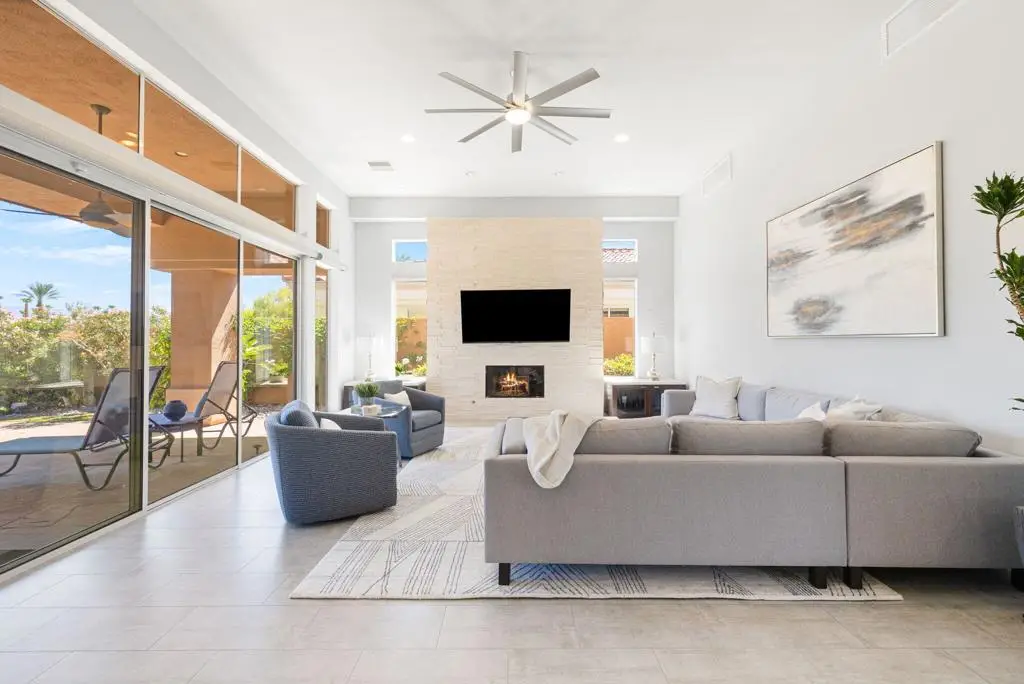 461 White Horse Trail, Palm Desert, CA 92211 - #1