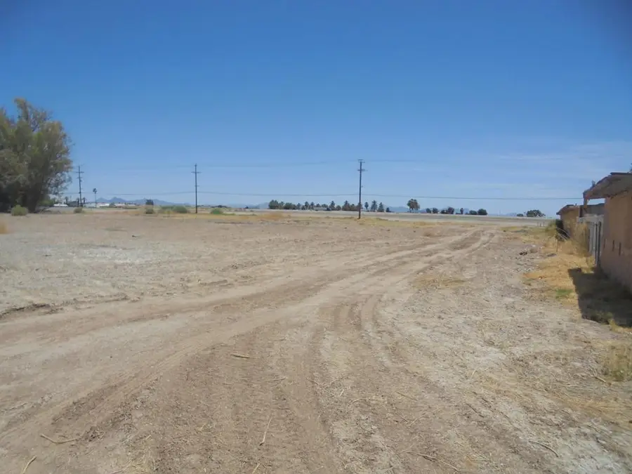 2 .44 Acres On W Hobsonway, Blythe, CA 92225 - Image #3