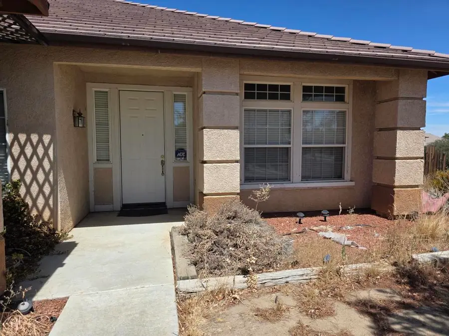 13290 Via Robles Circle, Victorville, CA 92392 - Image #3