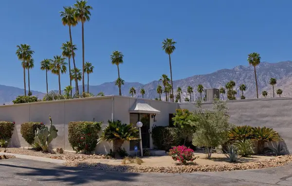 1810 Sandcliff Road, Palm Springs, CA 92264