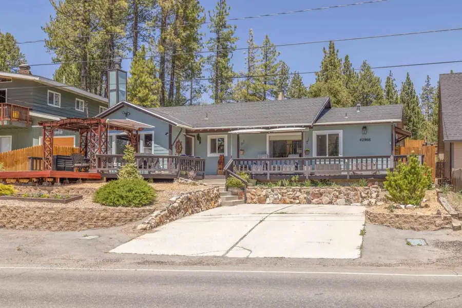 42966 Moonridge Road, Big Bear Lake, CA 92315 - Image #2
