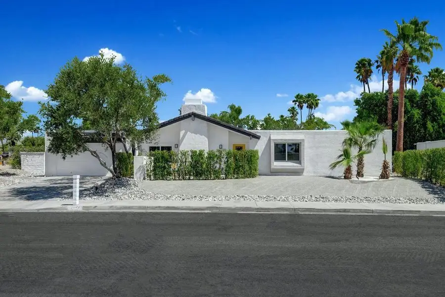 1022 E El Escudero Street, Palm Springs, CA 92262 - Image #2