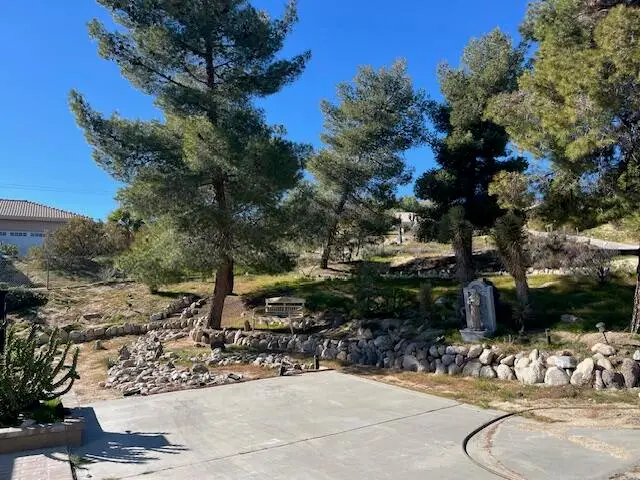 7674 Rockaway Avenue, Yucca Valley, CA 92284 - #3