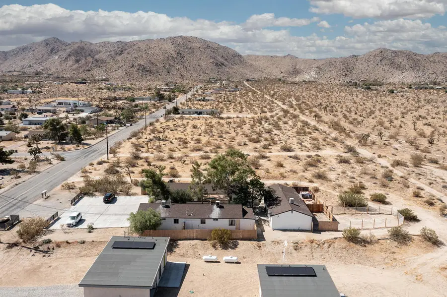 7382 Olympic Road, Joshua Tree, CA 92252 - #3