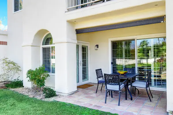 43733 Avenida Alicante, Palm Desert, CA 92211