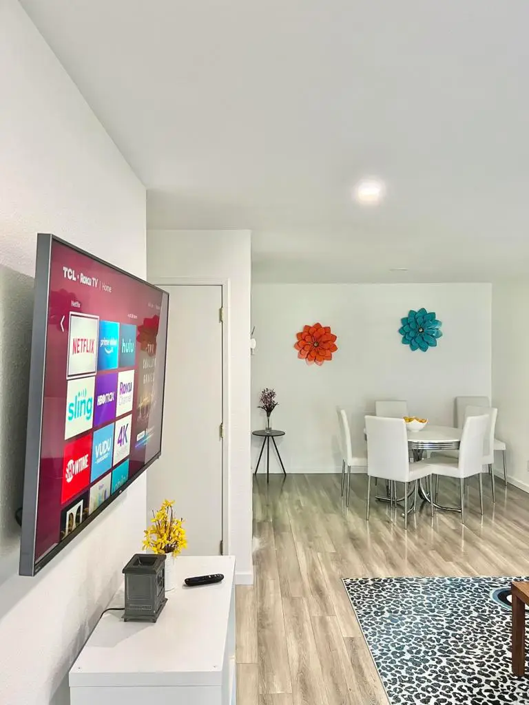 575 N Villa Court #105, Palm Springs, CA 92262 - #3