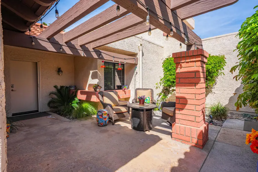 2345 S Cherokee Way #105, Palm Springs, CA 92264 - #2