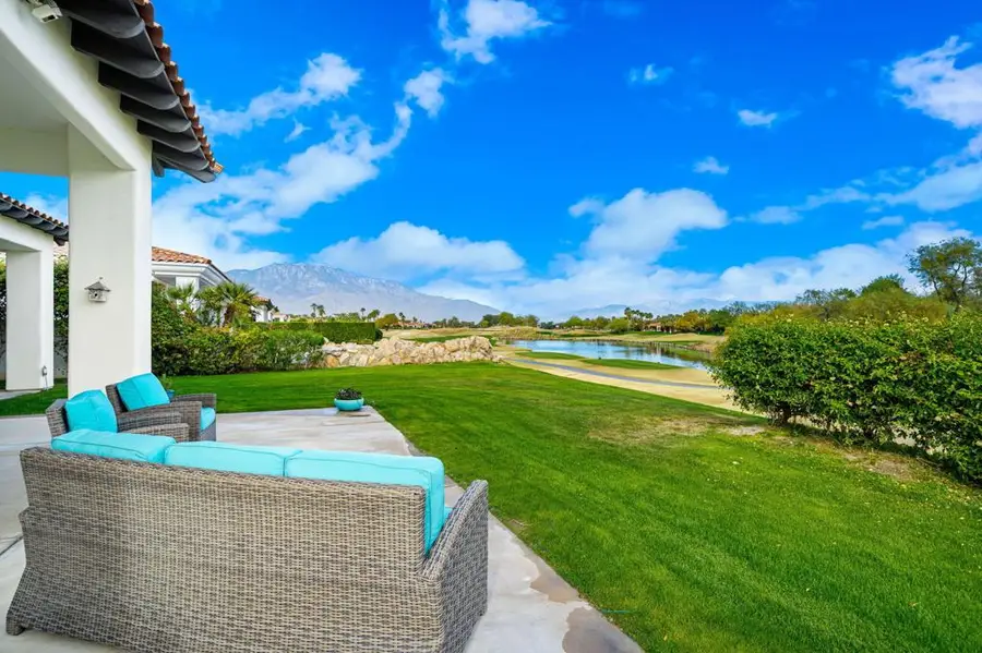 158 Loch Lomond Road, Rancho Mirage, CA 92270 - #2