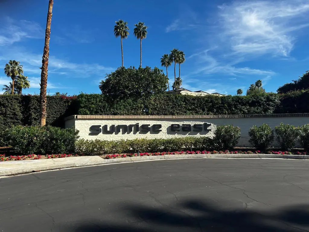 2466 E Oakcrest Drive, Palm Springs, CA 92264 - #1