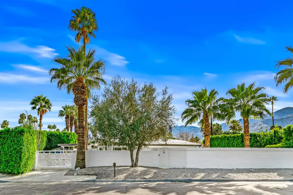 1655 Tamarisk Road, Palm Springs, CA 92262 - #1
