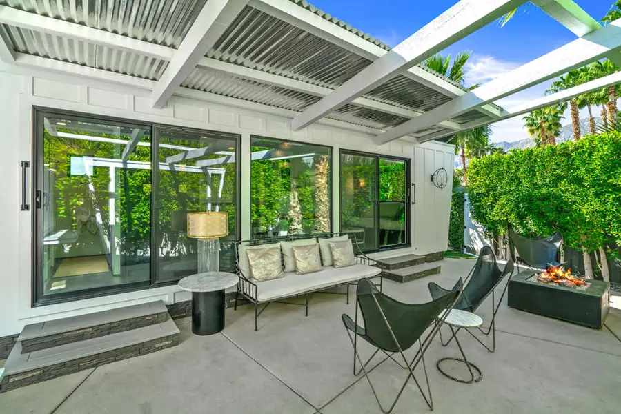 137 Hiawatha Street, Palm Springs, CA 92264 - #2