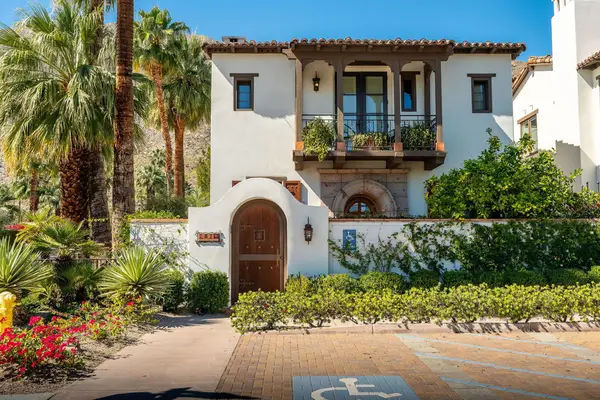 287 S Cahuilla Road, Palm Springs, CA 92262