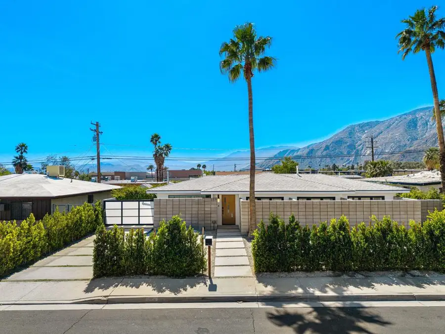 359 W Avenida Cerca, Palm Springs, CA 92262 - #2