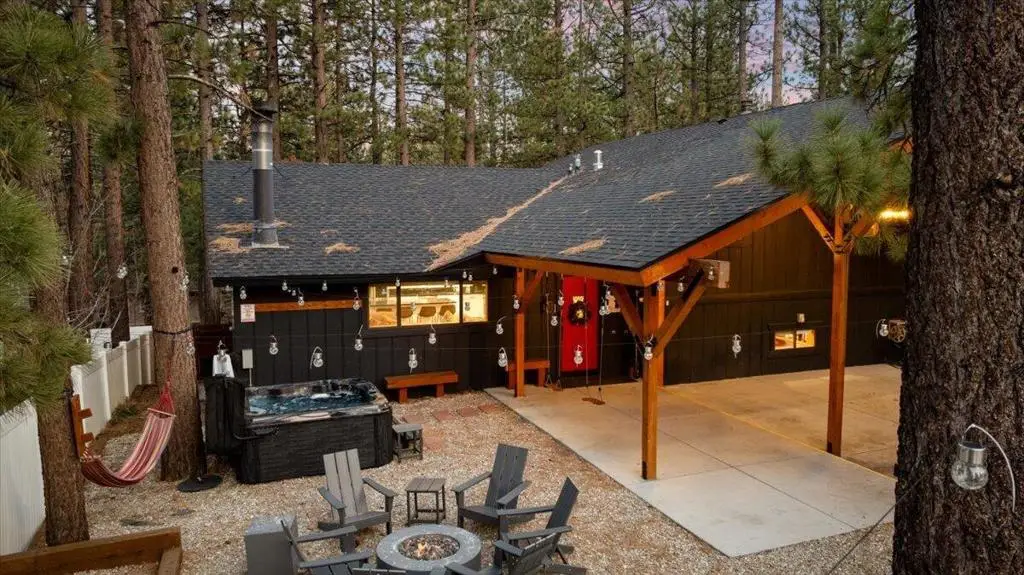 1118 Elmwood Place, Big Bear City, CA 92314 - #1