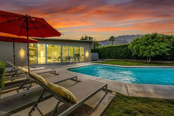 566 E Lindsey Drive, Palm Springs, CA 92262