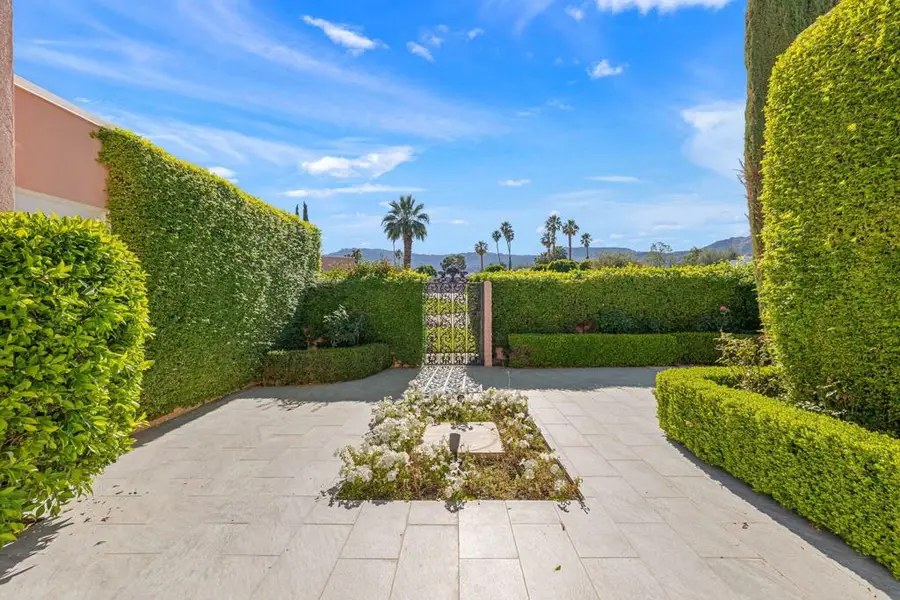 47186 El Agadir, Palm Desert, CA 92260 - #2