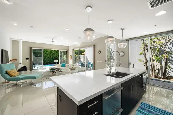 743 E Twin Palms Drive, Palm Springs, CA 92264