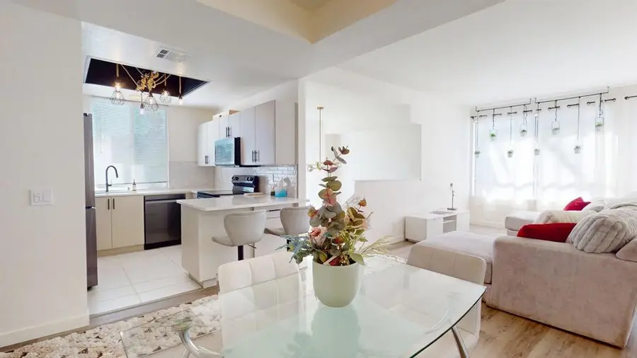 401 S El Cielo Road #22, Palm Springs, CA 92262 - #2