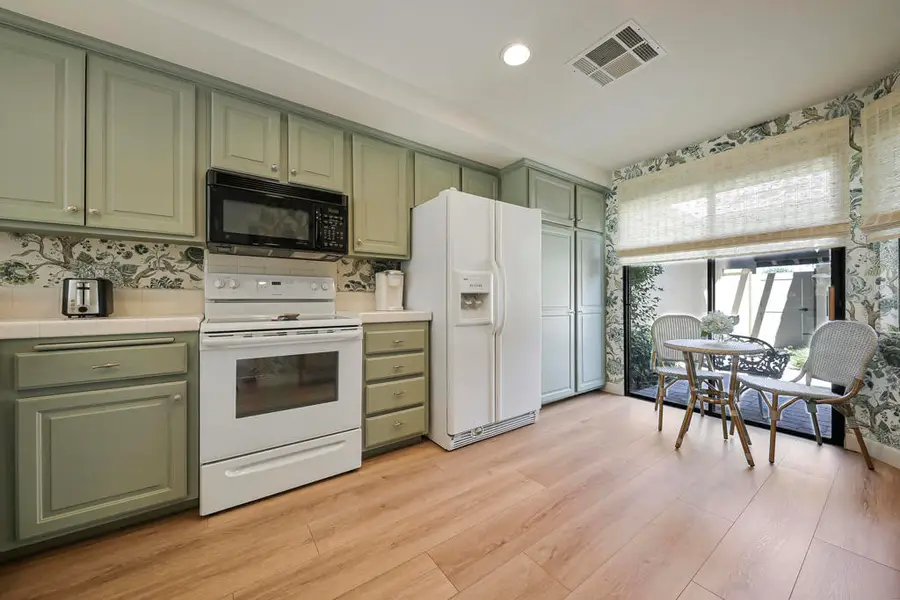 345 Bouquet Canyon Drive, Palm Desert, CA 92211 - #3