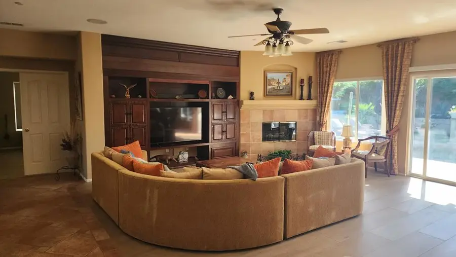 3663 Mountain Gate, Palm Springs, CA 92262 - #3