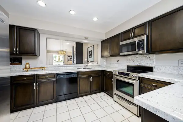 177 Desert Falls Circle, Palm Desert, CA 92211