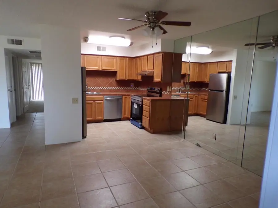 2901 Sunflower Circle E, Palm Springs, CA 92262 - #3