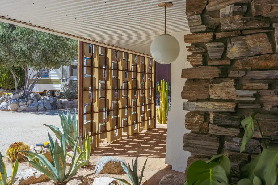 7487 San Remo Trail, Yucca Valley, CA 92284 - #2