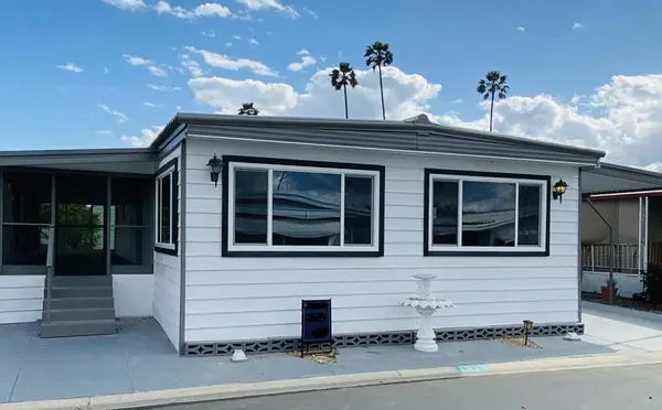 601 N Kirby Street #102, Hemet, CA 92545
