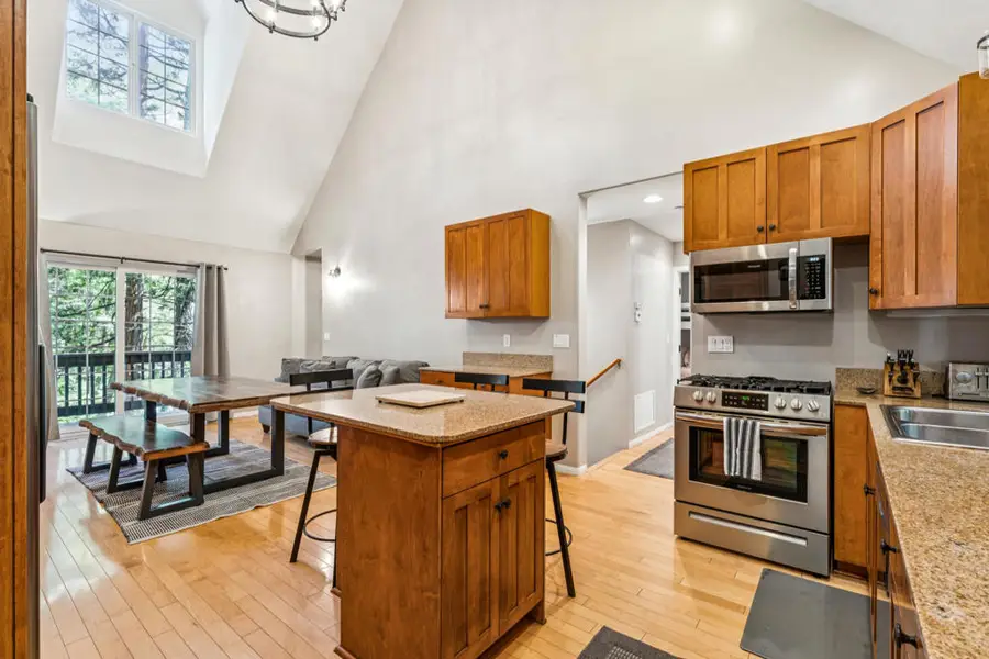27831 Rainbow Drive, Lake Arrowhead, CA 92352 - #2