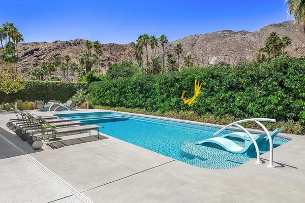 803 N Via Monte Vista, Palm Springs, CA 92262