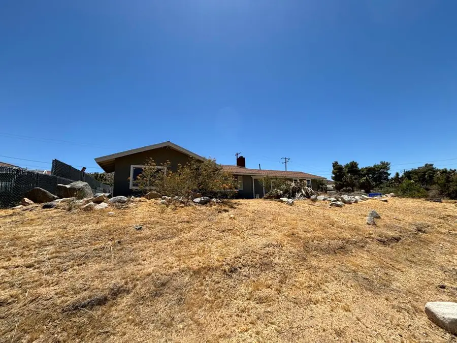 55519 Iona Lane, Yucca Valley, CA 92284 - #2