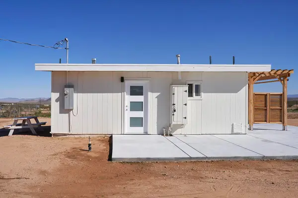 2250 Delgada Avenue, Landers, CA 92285