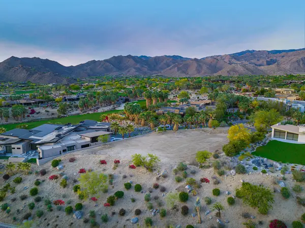 1036 Vale Crest, Palm Desert, CA 92260