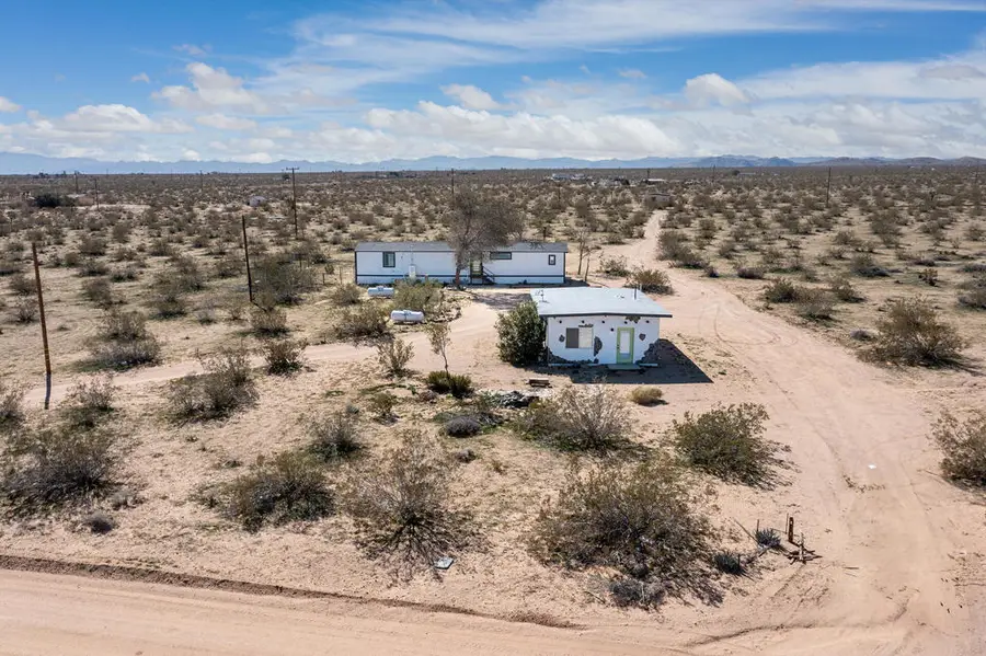 61186 Sespe Street, Landers, CA 92285 - #2
